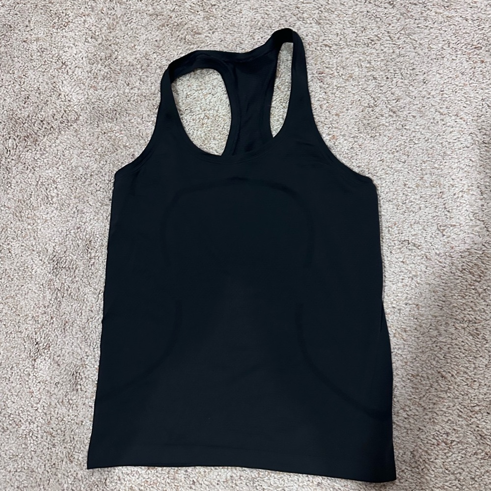 Lululemon Run Swiftly Hip Length shirt, size 8